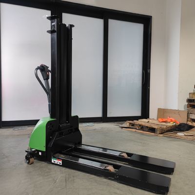 Unloading Container Self-Loading Forklift Truck with DC Motor Lithium Power Stacker