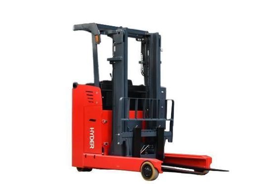 Small Aisle Reach Truck with Lift Height 5000mm and Load Center within 500mm